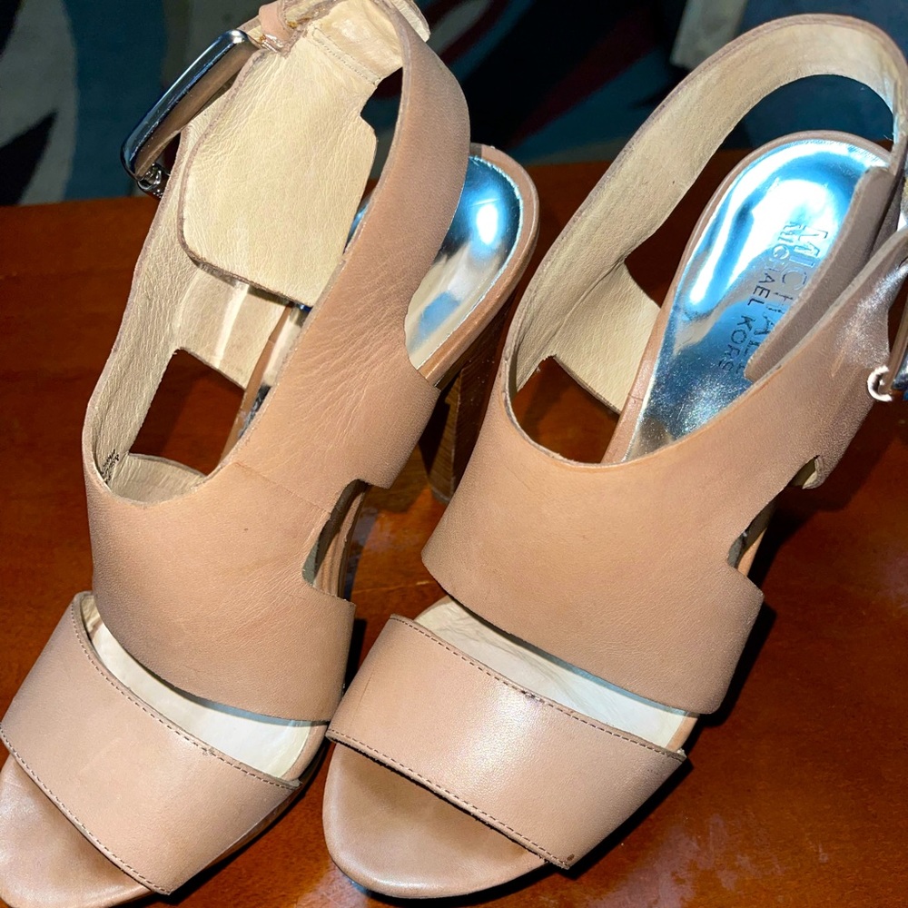 Michael Kors Cream Heels